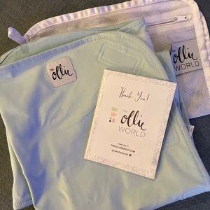 Ollie Swaddle Sky Blue EUC